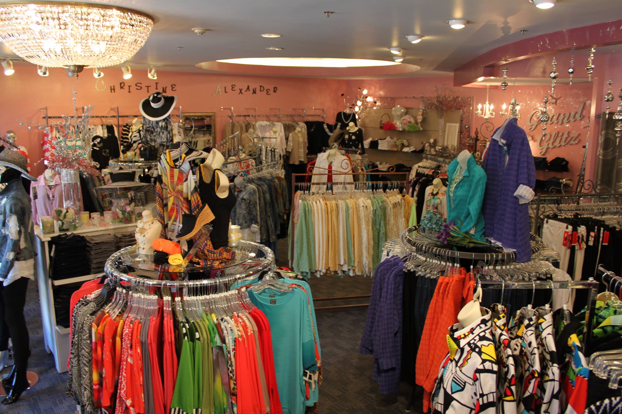 Women's Upscale Boutique Clothing at Grand Glitz